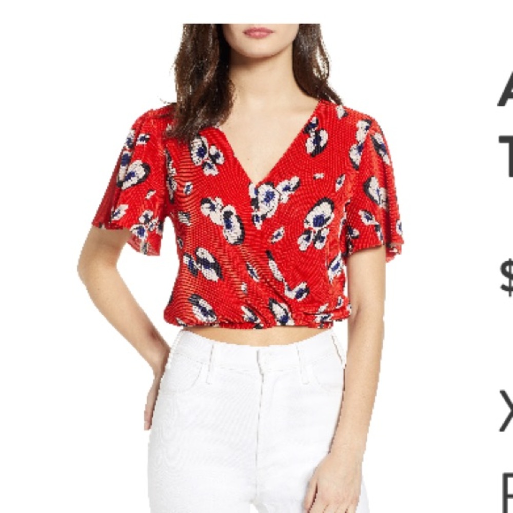 ASTR the label crinkle crop top size xs